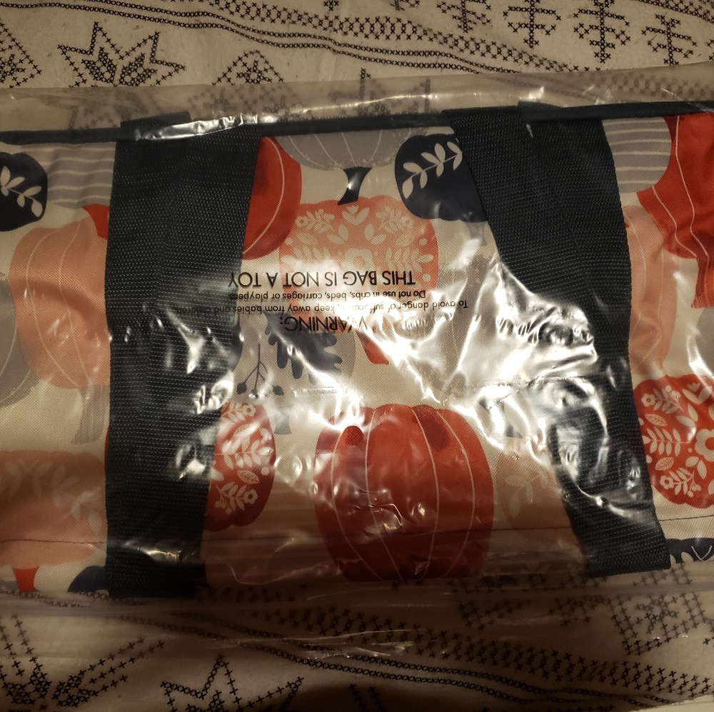 Thirty-one Medium Utility Tote Pumpkin Patch